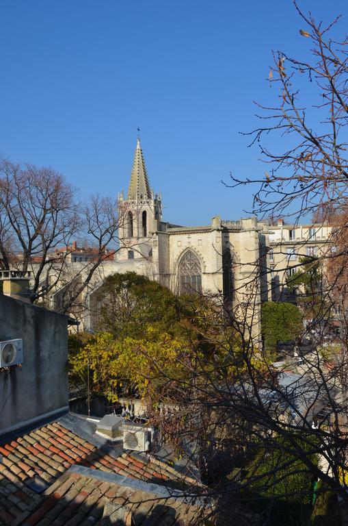 Hotel Les Corps Saints Avignon Exterior photo