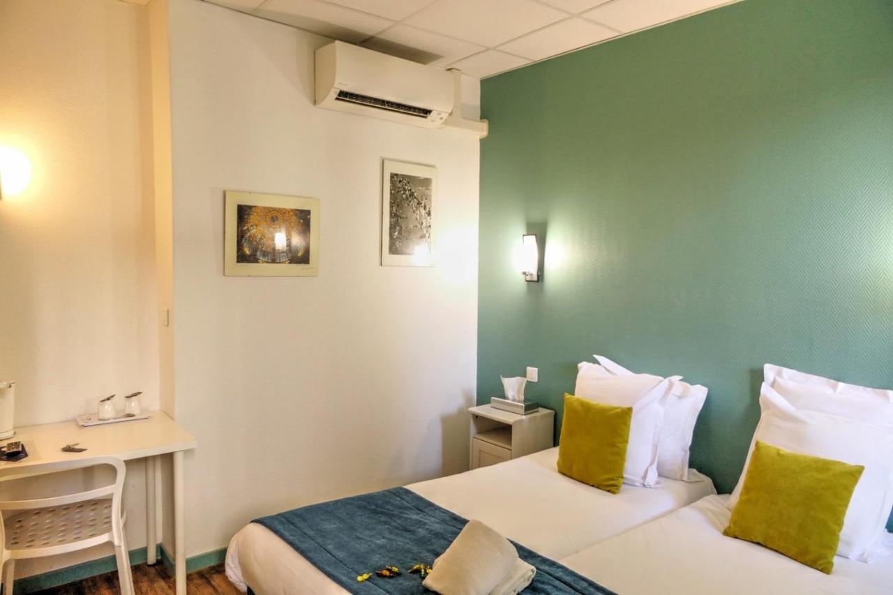 Hotel Les Corps Saints Avignon Exterior photo